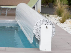 Vente et installation de volet roulant de piscine  